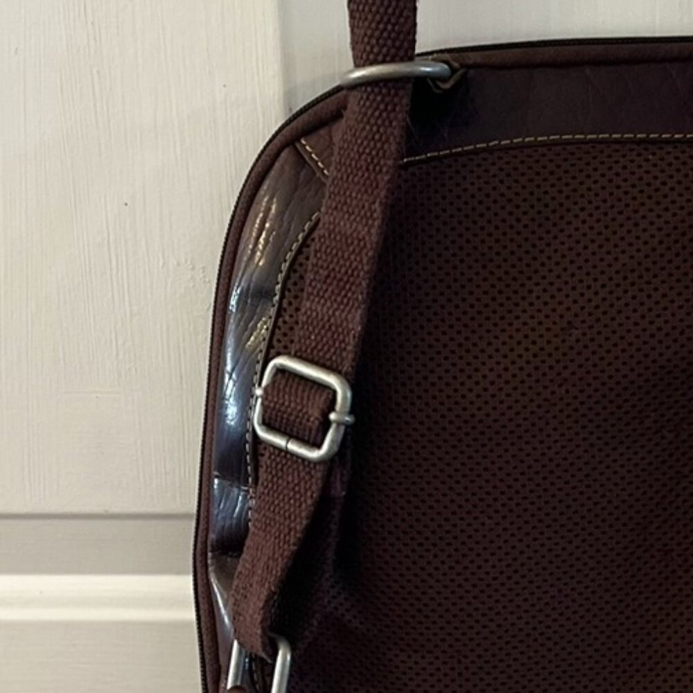 Jack Georges Dark BrownVoyager Leather Travel Convertible Backpack/Crossbody Bag - Picture 8 of 14